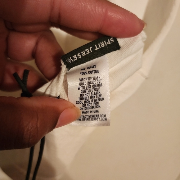 Spirit Jersey Sleeveless Crop Graphic Tee "Concrete Jungle NYC" Size L NWT - Picture 10 of 11